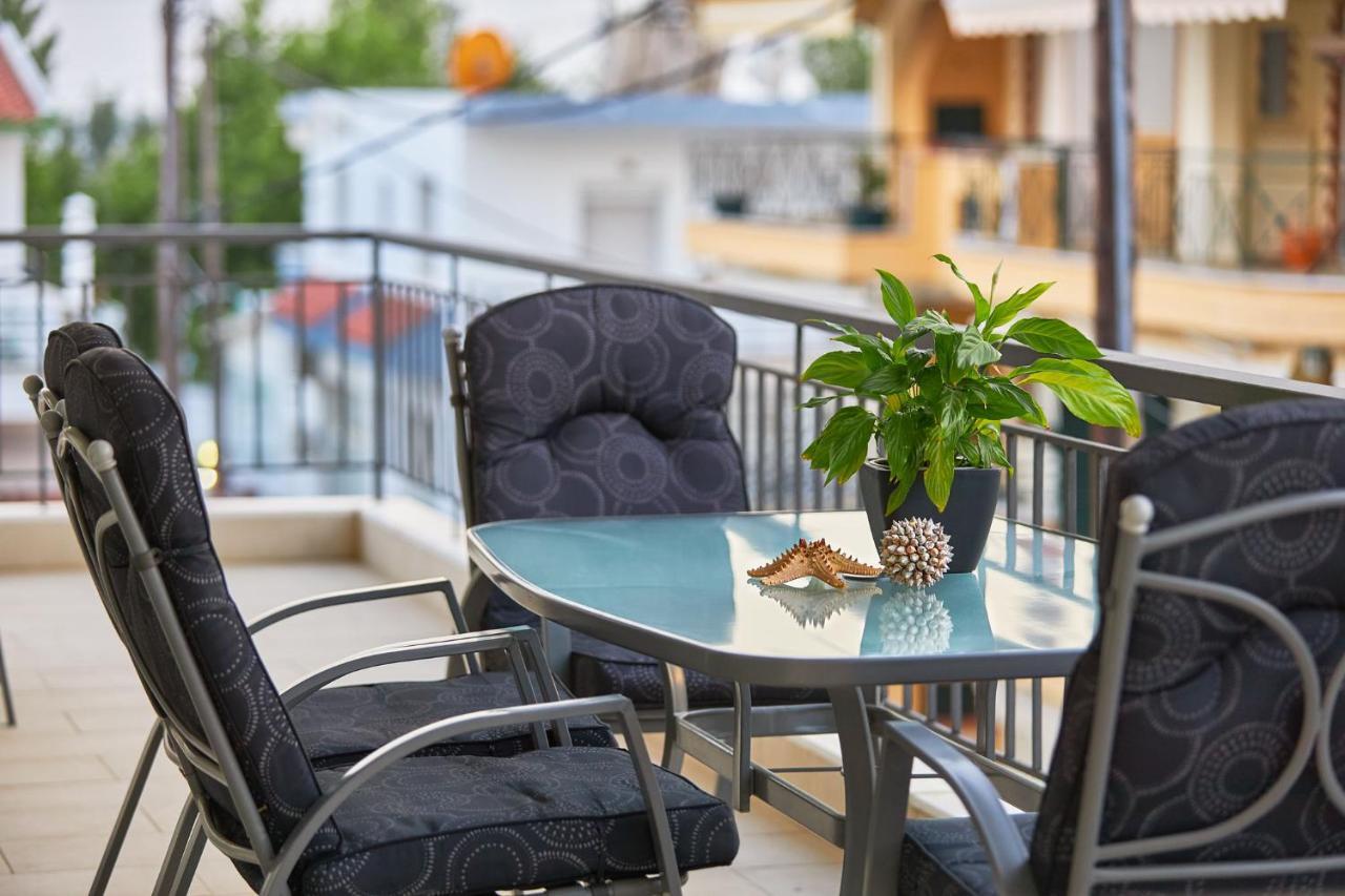 Pearl Apartments Ofrínion Exterior foto